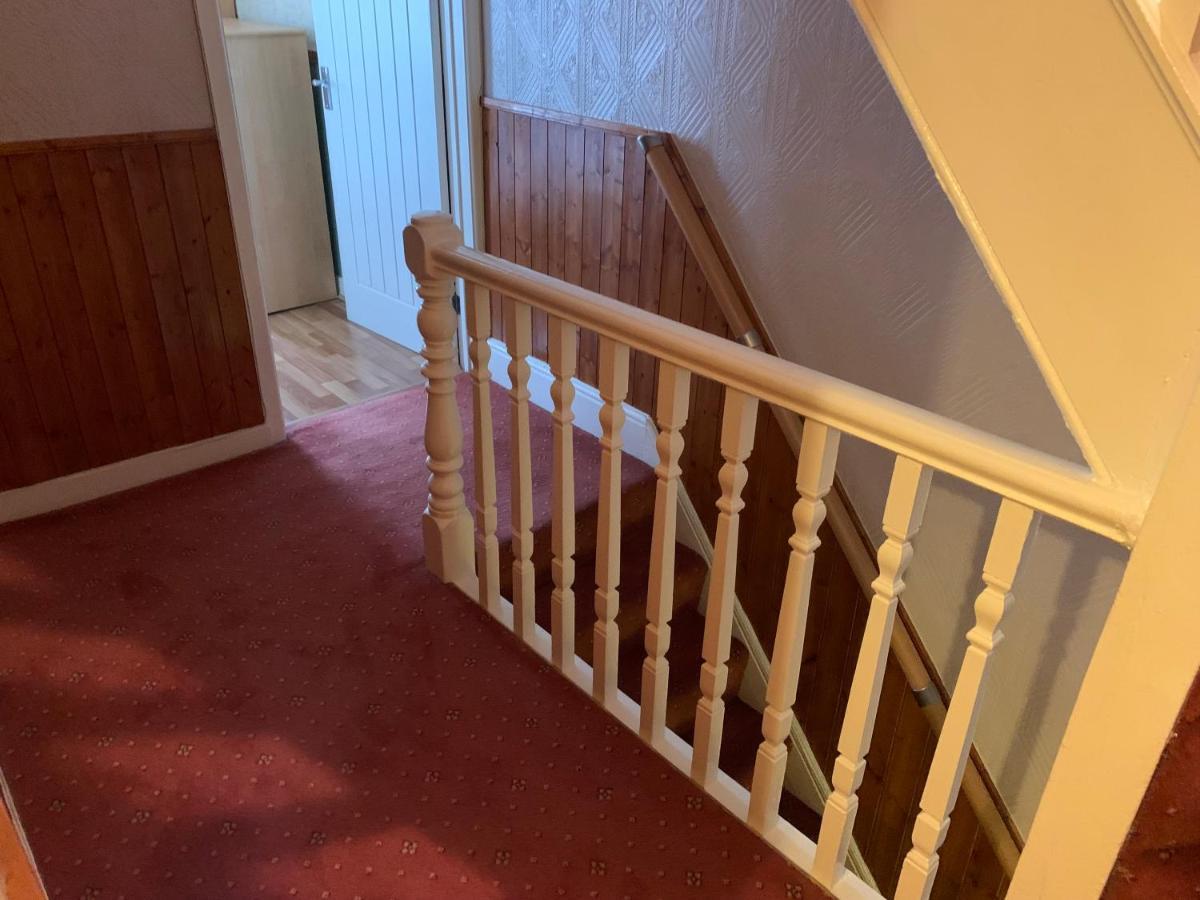 S&Ks Villa Troed-y-rhiw Luaran gambar